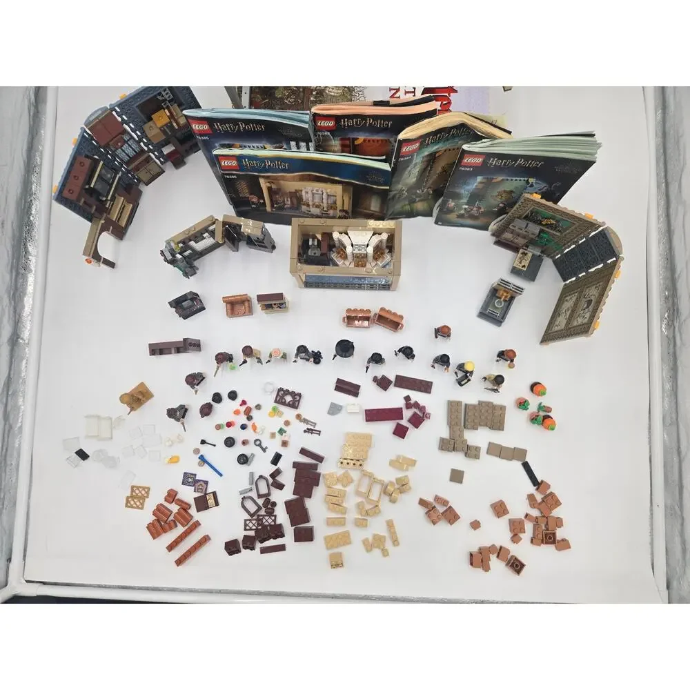 LEGO Harry Potter Hogwarts Modular Lot 15 Minifigures Sets Manuals Parts